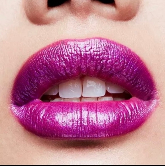 MAC Cosmetics Other - MAC AMPLIFIED💄 "VIOLETTA"